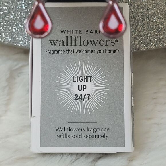 BBW Bejeweled Bat-terfly Nightlight Wallflowers Fragrance Plug 2024 New OOS - Picture 6 of 8